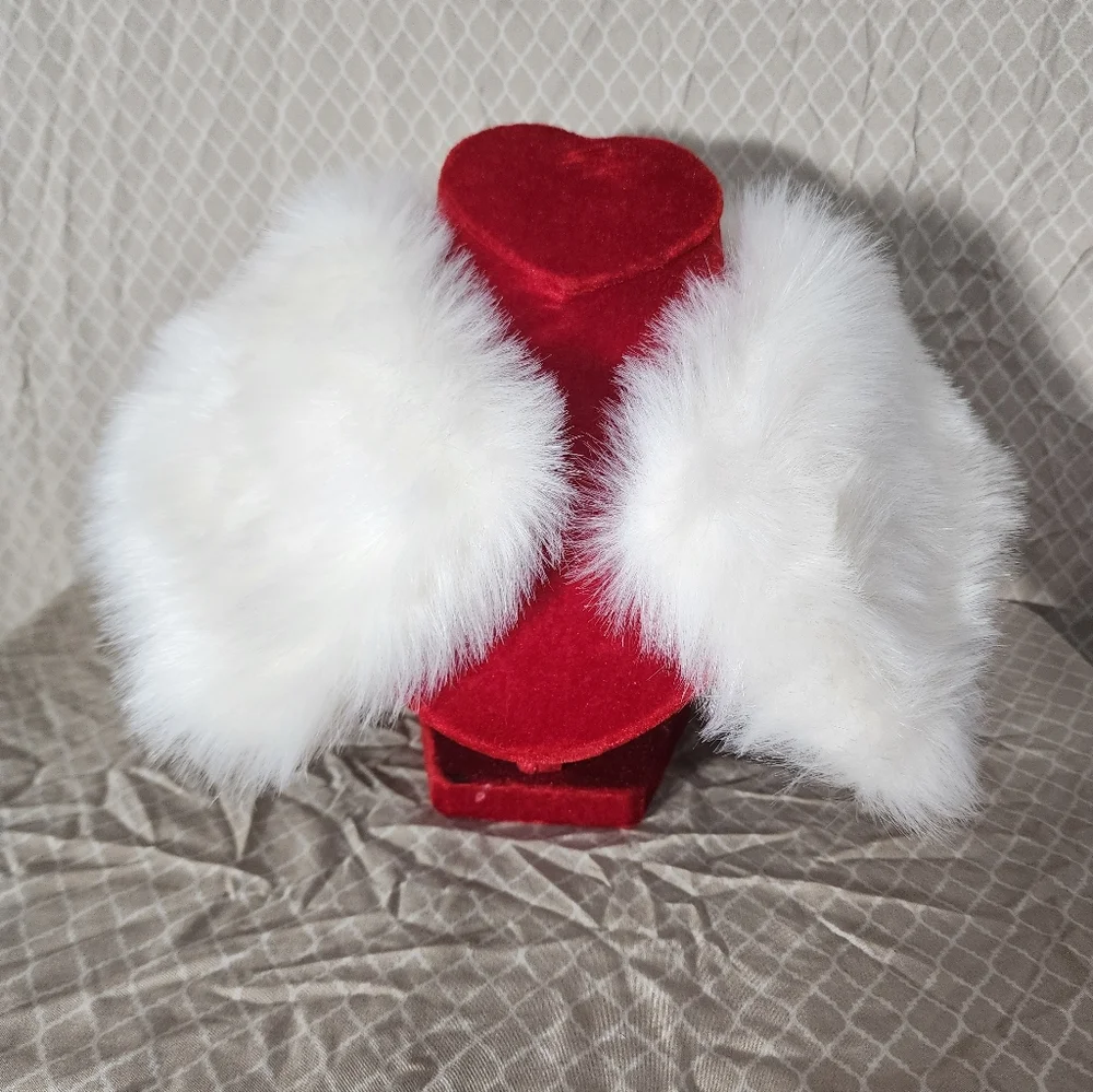 Vintage Elegant Faux Fur Removable Collar Used Not Original Box